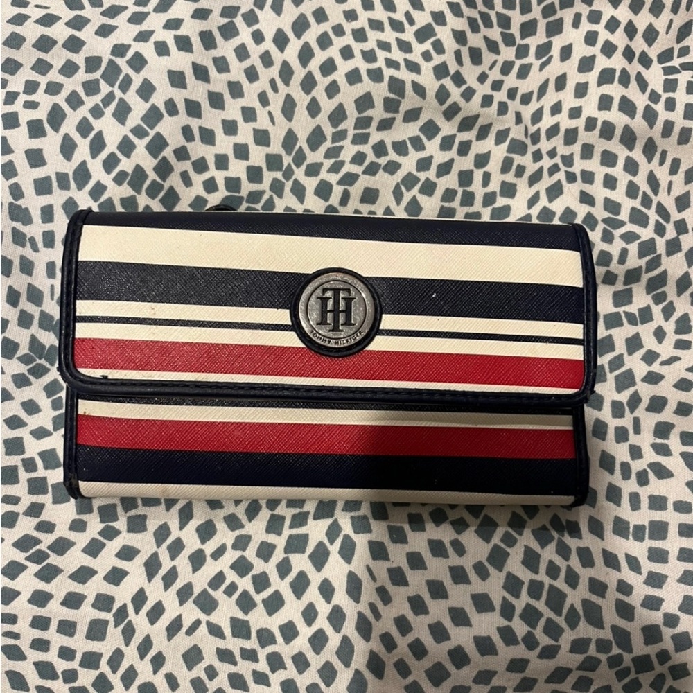 Tommy Hilfiger Tricolor Striped Wallet
